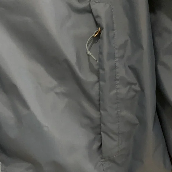 The North Face Blue Outdoor Jacket. - Picture 4 of 12